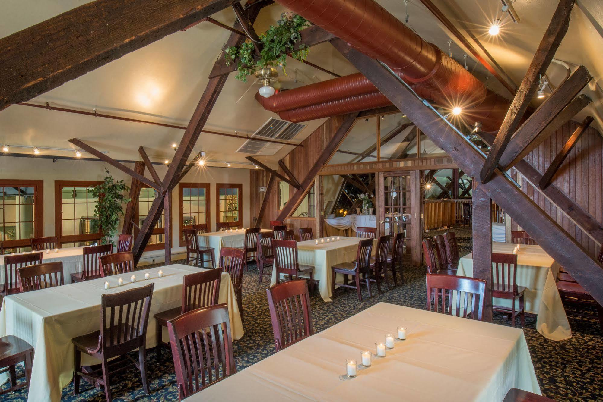Longfellows Hotel & Restaurant Saratoga Springs Exterior photo